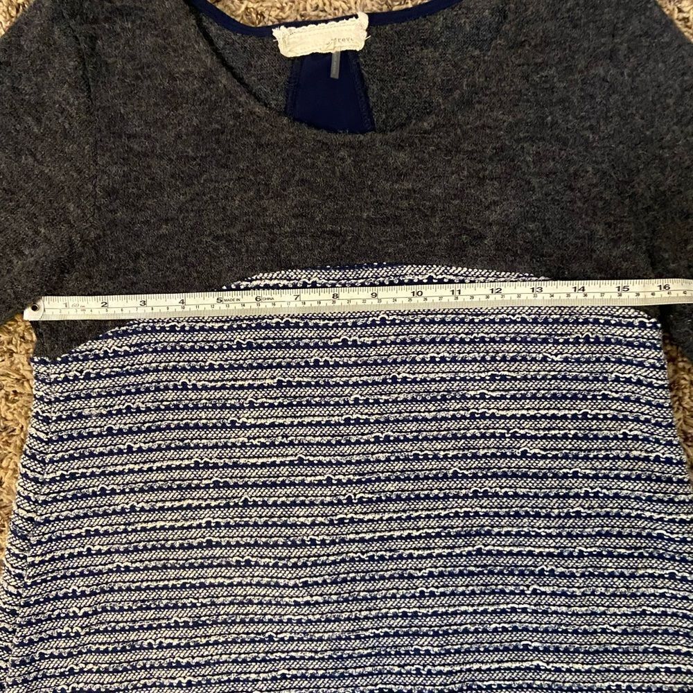 Anthropologie A’reve blue sweater with white lace ruffle size small - Picture 6 of 7